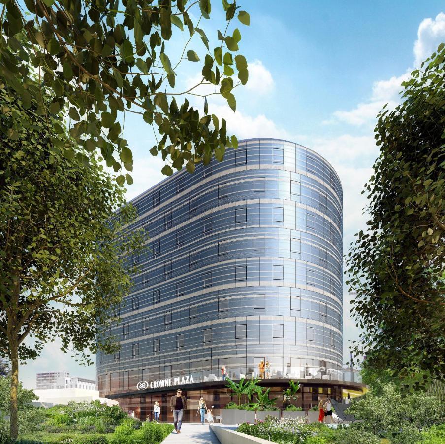 Crowne Plaza - Le Dome Hotel